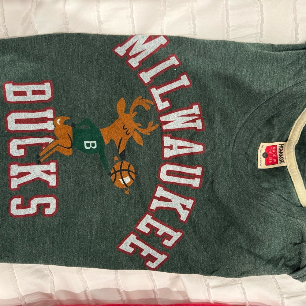 HOMAGE Green Milwaukee Bucks Tee
